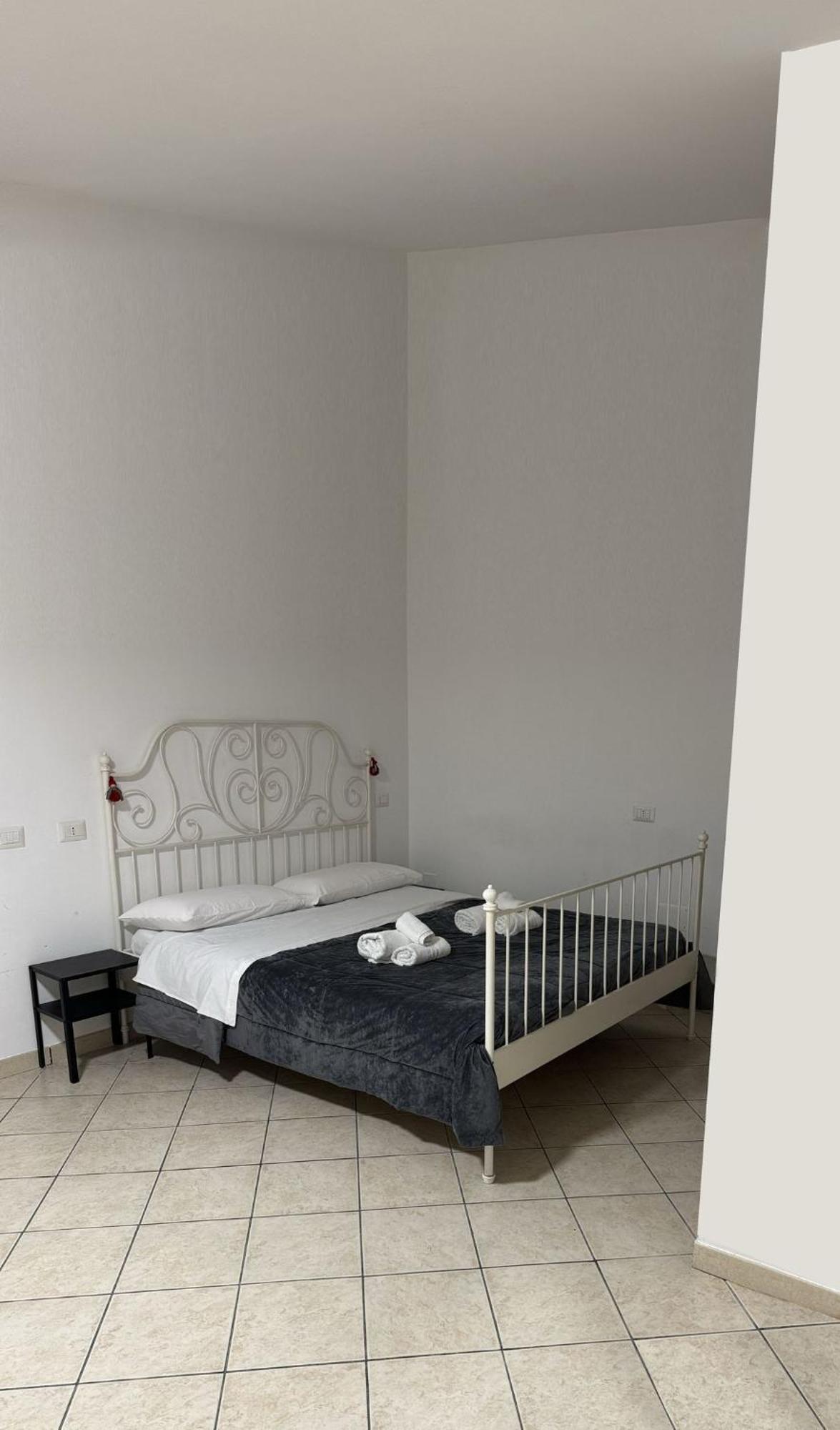 Appartamento Casa Mia Al Plebiscito Napoli Esterno foto